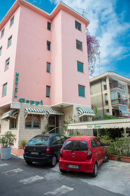 Hotel Geppi Pietra Ligure Exteriör bild